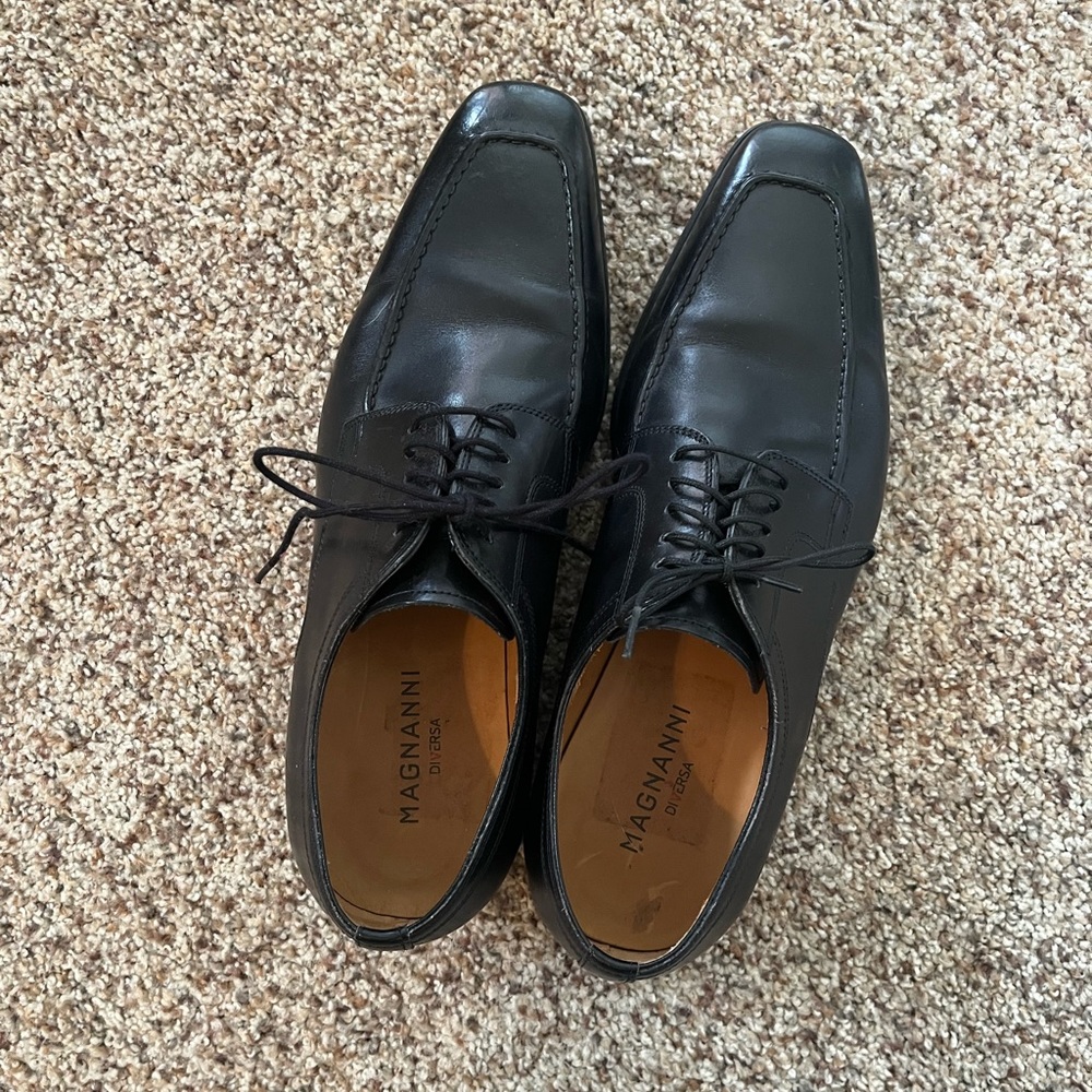 Men’s Magnanni Dress Shoes